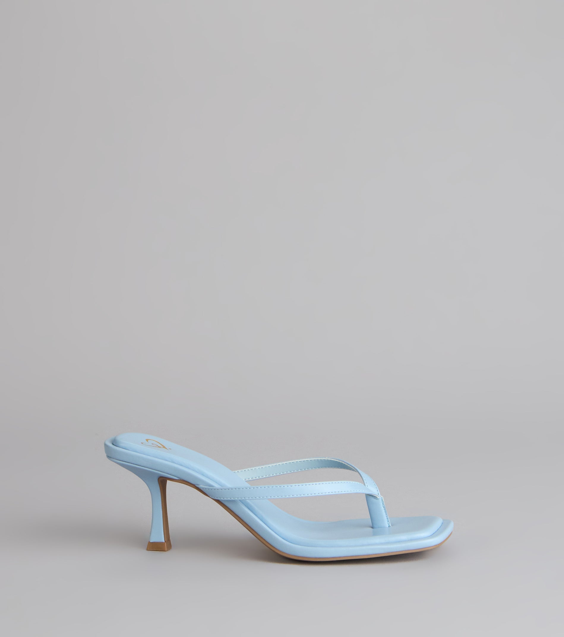 Chic Step Thong Kitten Heel Sandals