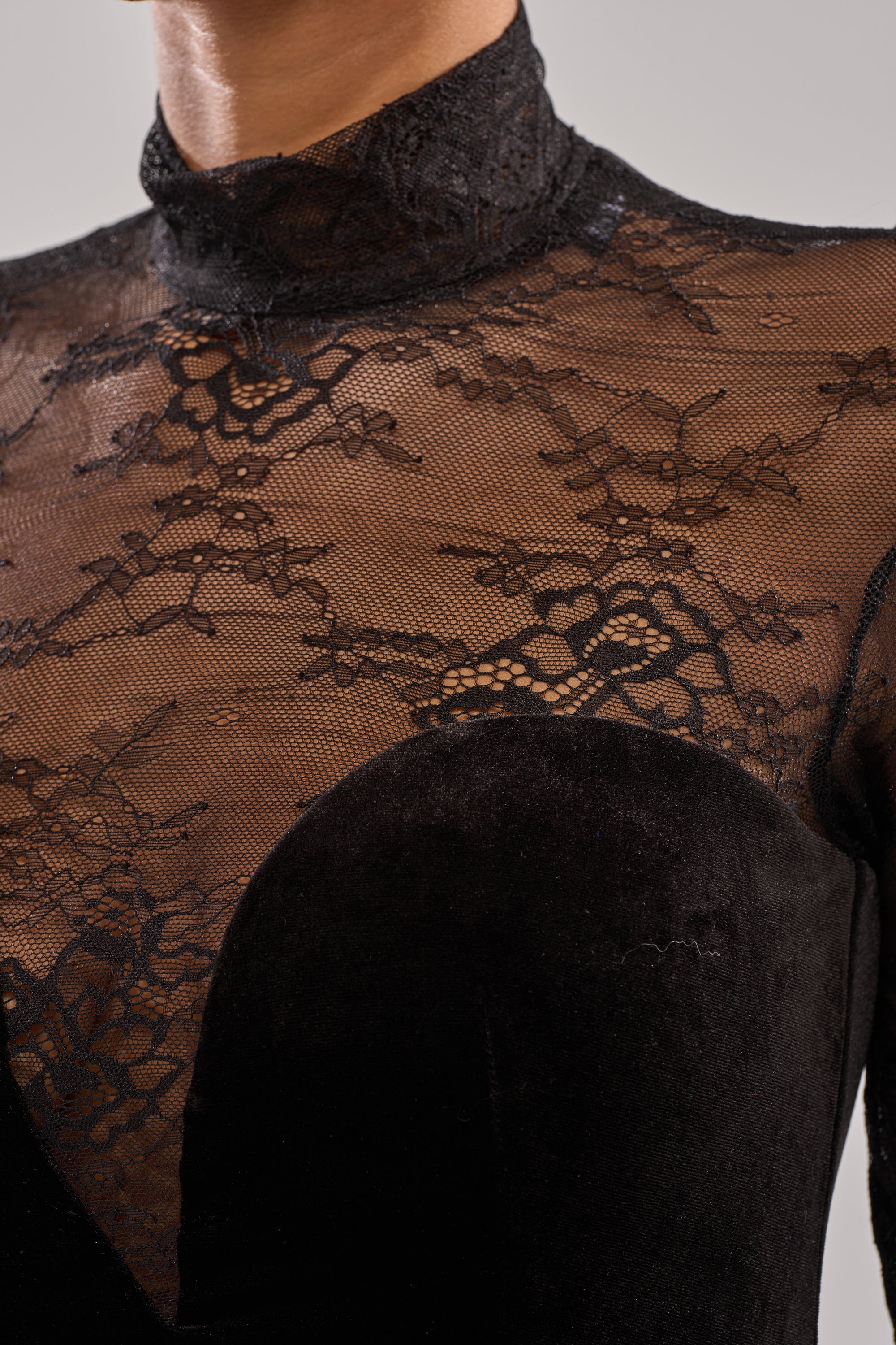 DRESSED TO IMPRESS LACE MINI DRESS