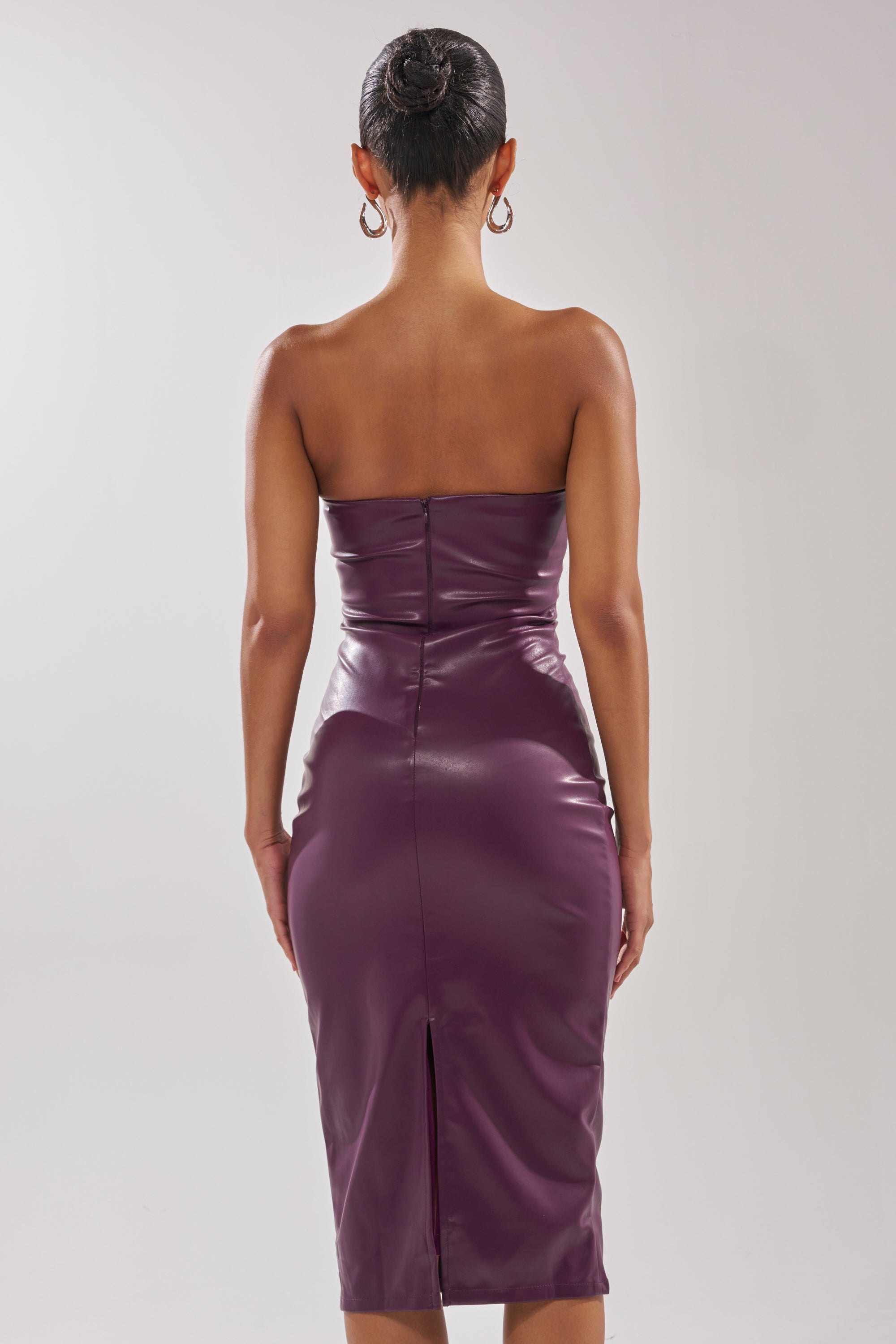 OH HOT DAMN FAUX LEATHER MIDI DRESS IN PURPLE
